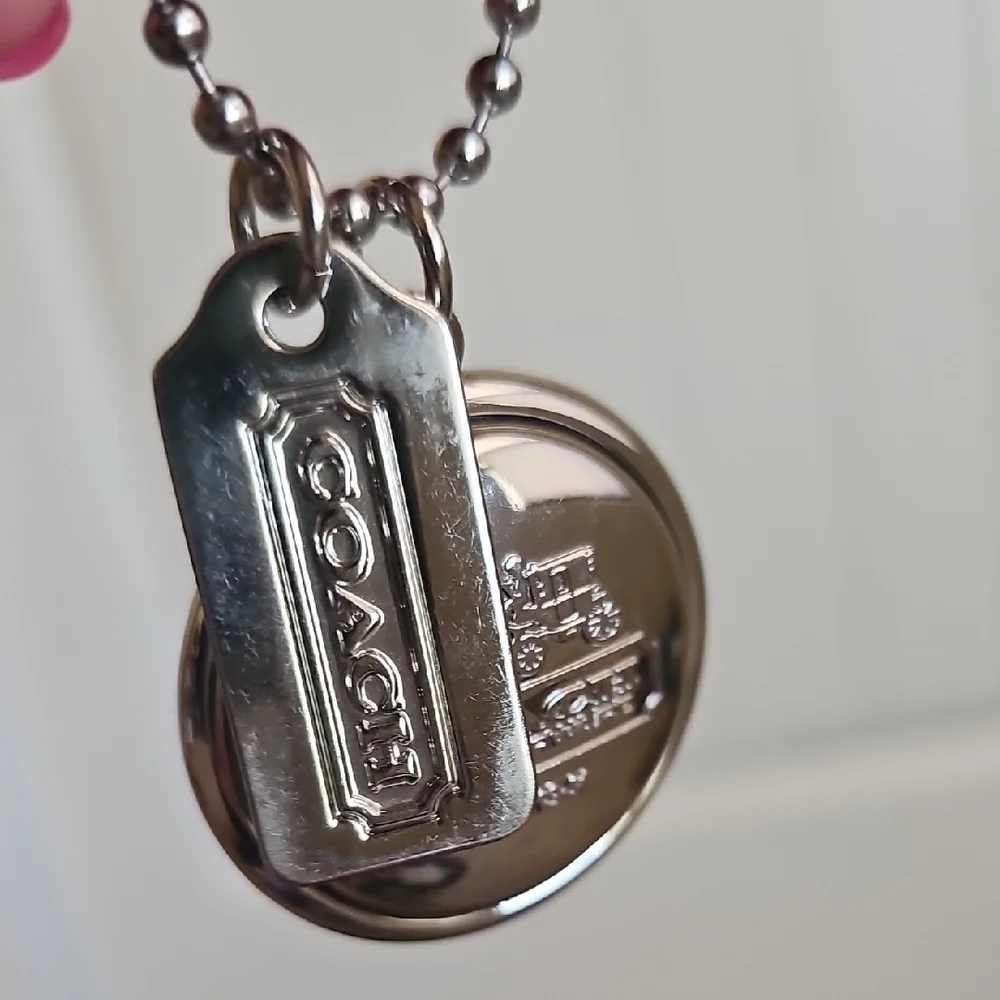 Coach 3 Set Beige and Silver Hang Tag Keychain Set Like New